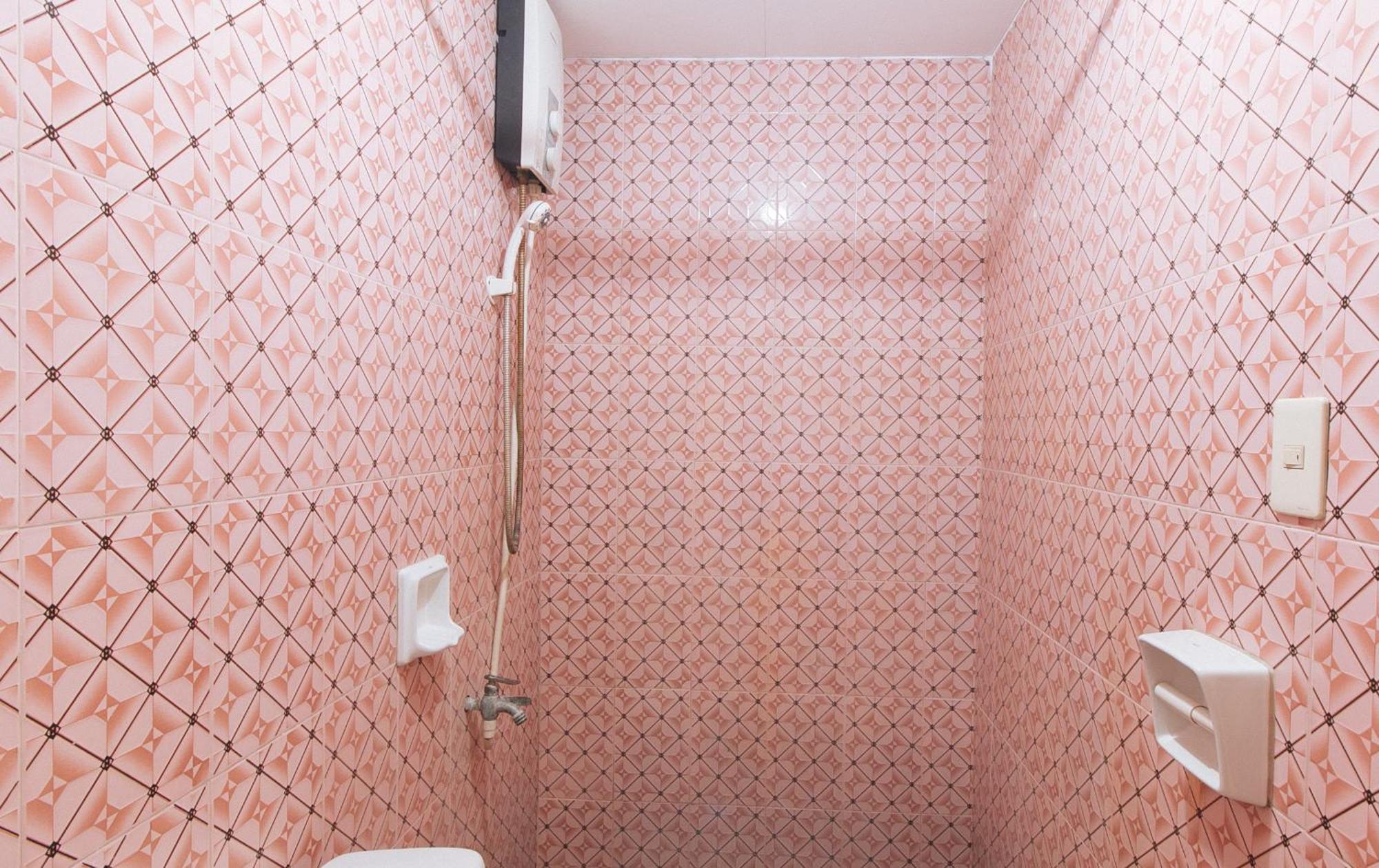 Reddoorz @ Golden Victory Hotel Mabalacat Pampanga Exterior photo