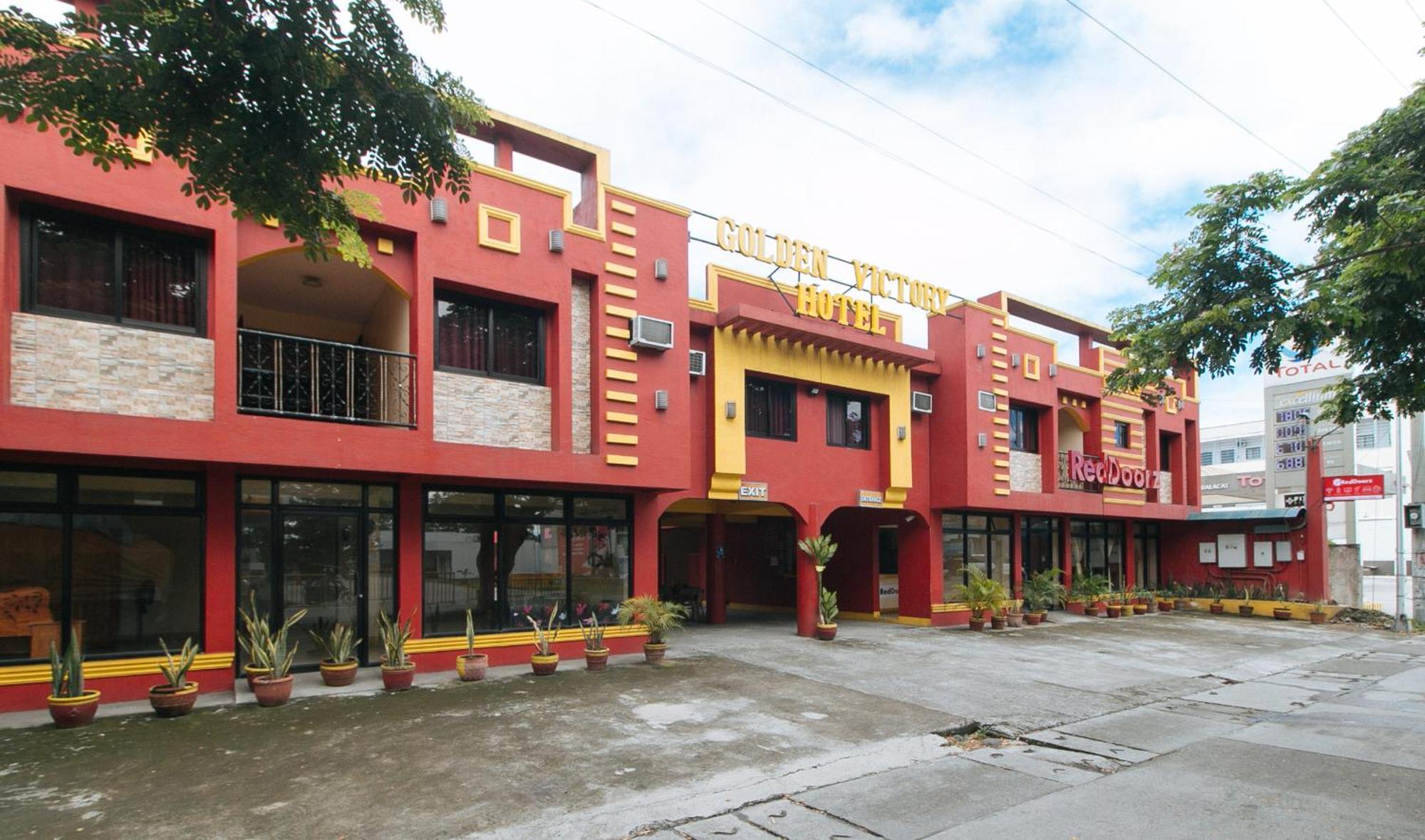 Reddoorz @ Golden Victory Hotel Mabalacat Pampanga Exterior photo